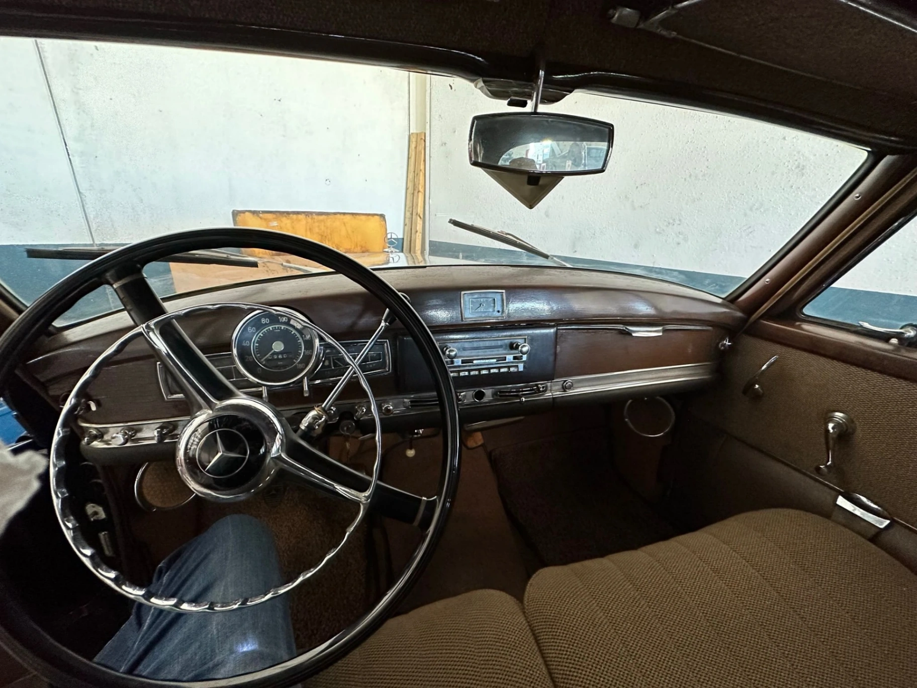 Mercedes-Benz 300 “Adenauer” –  de 1954